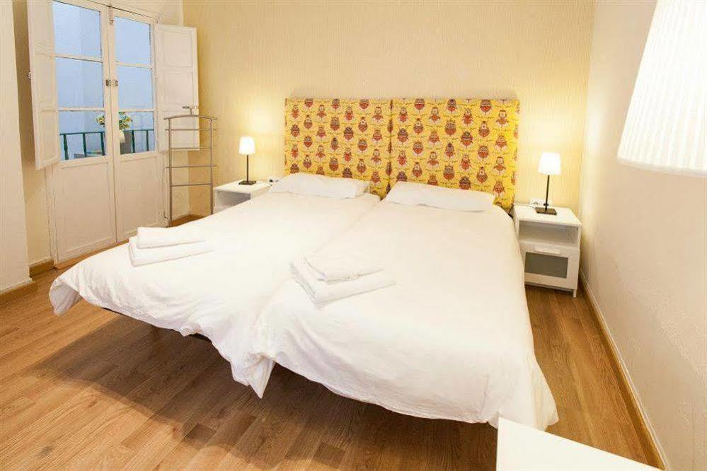 세비야 Plaza De Santa Cruz 아파트 외부 사진